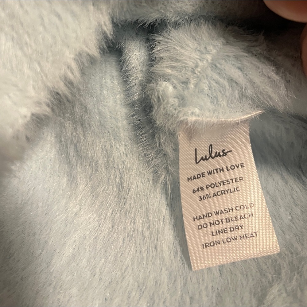 NWT Lulu's Snuggly Statement Light Blue Eyelash Knit Surplice Sweater Women’s XS - Picture 10 of 14